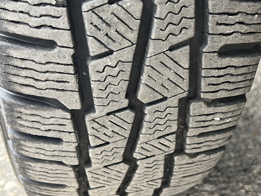 Iveco Daily 35C18 3.0 Euro4 Tempomat 4,15m Koffer+ LBW - Closed box van: picture 3 Iveco Daily 35C18 3.0 Euro4 Tempomat 4,15m Koffer+ LBW - Closed box van: picture 3