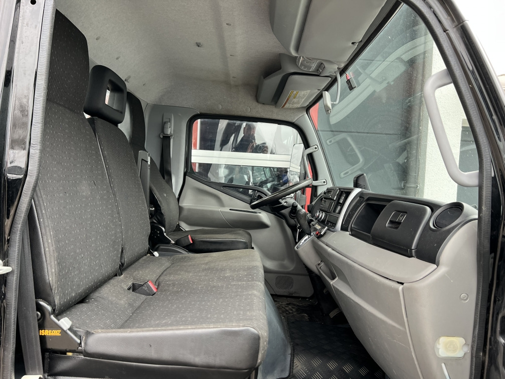 Mitsubishi Fuso Canter 9C18 5,8m Euro6d Klimaaut. Tempomat leasing Mitsubishi Fuso Canter 9C18 5,8m Euro6d Klimaaut. Tempomat: picture 10