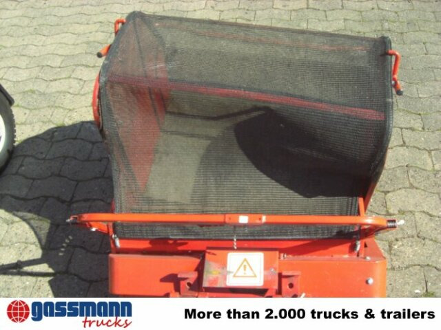 16 /102E/165 - Garden mower: picture 4 16 /102E/165 - Garden mower: picture 4