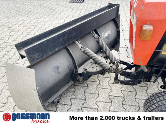 Hako V 490 mit Schneeschild und Ketten - Municipal tractor: picture 5 Hako V 490 mit Schneeschild und Ketten - Municipal tractor: picture 5