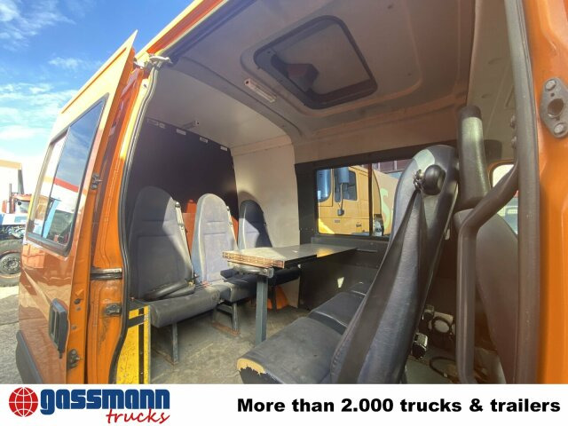 Iveco Daily 35S12 2,3 HPI 4x2, 8 Sitzplätze - Combi van: picture 3 Iveco Daily 35S12 2,3 HPI 4x2, 8 Sitzplätze - Combi van: picture 3