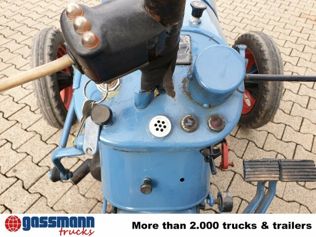 Lanz D 1106 Bulli Schlepper - Farm tractor: picture 3 Lanz D 1106 Bulli Schlepper - Farm tractor: picture 3