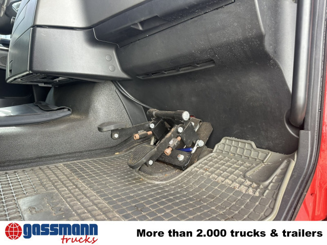 Container transporter/ Swap body truck MAN TGX 18.360 4X2 LL, Fahrschule: picture 6