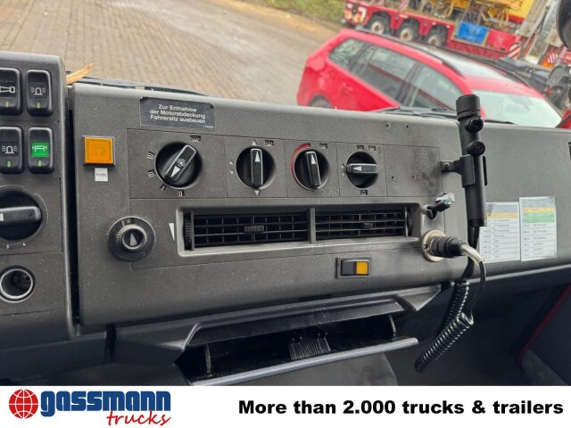 Mercedes-Benz LK 814 F 4x2 Doka, Löschfahrzeug LF8/6 - Fire truck: picture 4 Mercedes-Benz LK 814 F 4x2 Doka, Löschfahrzeug LF8/6 - Fire truck: picture 4