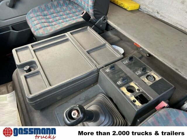 Cab chassis truck Mercedes-Benz SK II 25/2634 K 6x4: picture 7