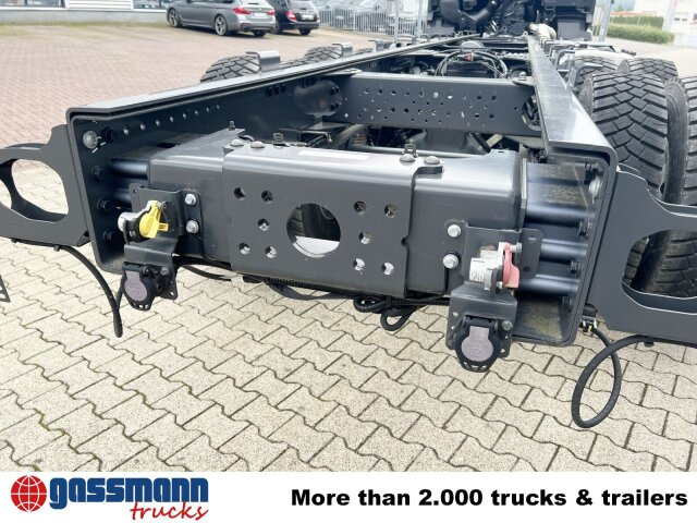 Renault C 480 8x4 - Cab chassis truck: picture 3 Renault C 480 8x4 - Cab chassis truck: picture 3