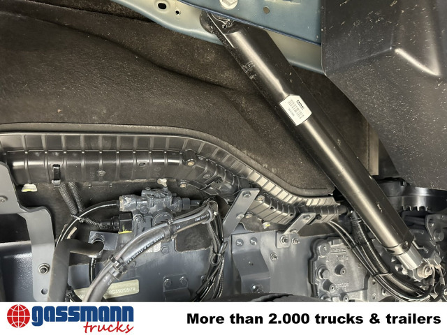 DAF XF 530 FT 6x2, Intarder, Navi, Spacecab, - Tractor unit: picture 5 DAF XF 530 FT 6x2, Intarder, Navi, Spacecab, - Tractor unit: picture 5