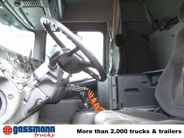 Scania 144G 530 6x4 - Tractor unit: picture 3 Scania 144G 530 6x4 - Tractor unit: picture 3