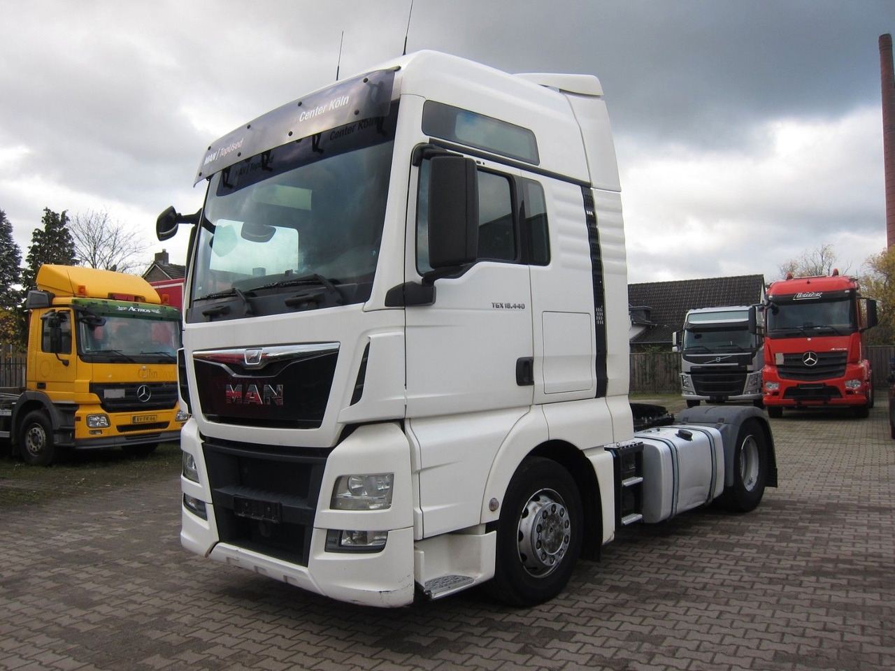 MAN TGX 18 440 XXL Retarder 730tkm 2xTank - Tractor unit: picture 3 MAN TGX 18 440 XXL Retarder 730tkm 2xTank - Tractor unit: picture 3