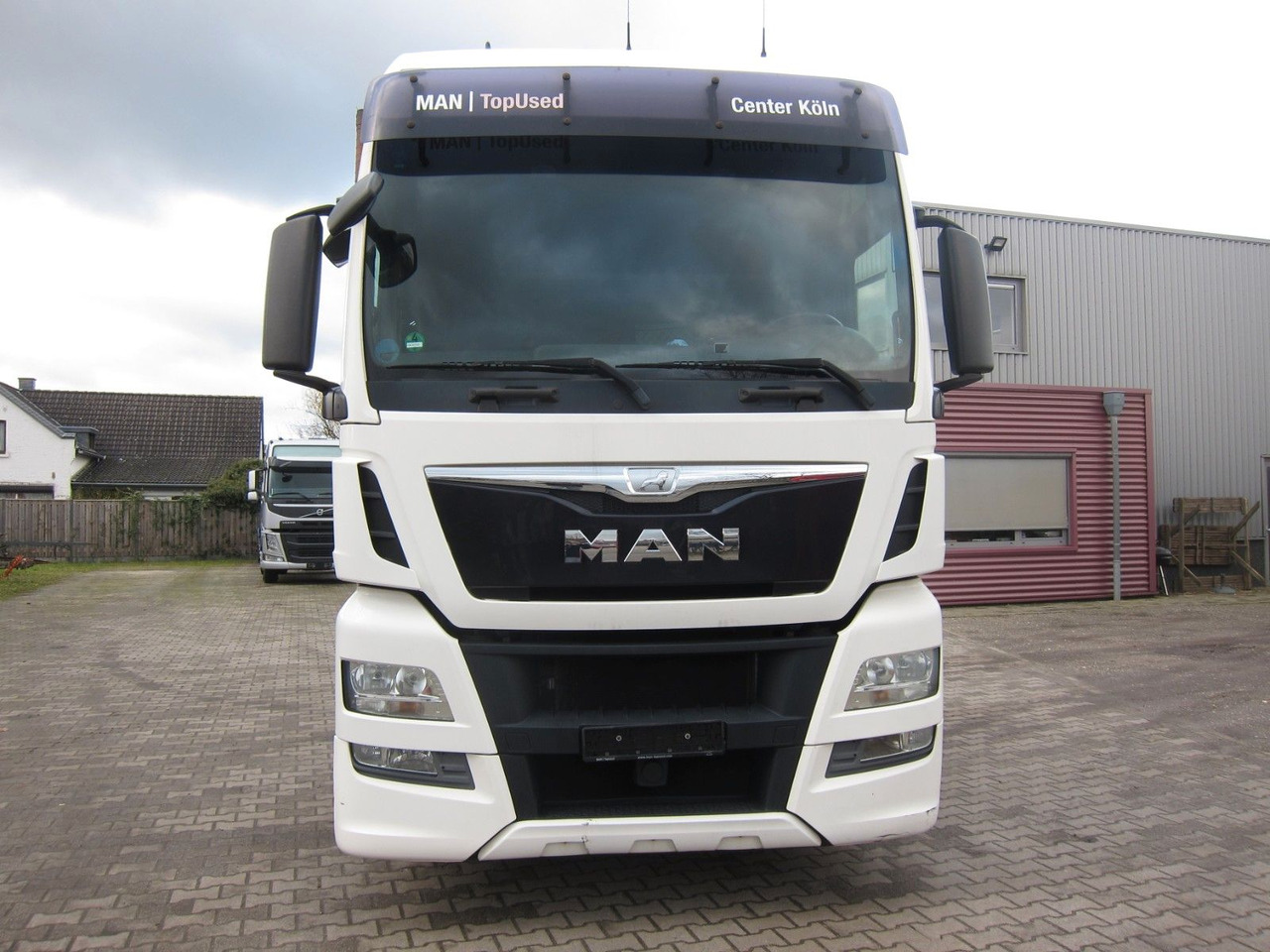 MAN TGX 18 440 XXL Retarder 730tkm 2xTank - Tractor unit: picture 2 MAN TGX 18 440 XXL Retarder 730tkm 2xTank - Tractor unit: picture 2