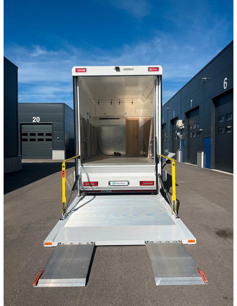 New Camper Scania S590 V8 6x2 Camper / Motorhome - New 2025 - Garage - Slide out -: picture 10 New Camper Scania S590 V8 6x2 Camper / Motorhome - New 2025 - Garage - Slide out -: picture 10