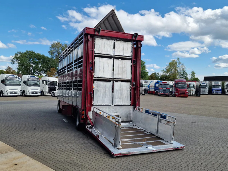 Jumbo Bekkers 3 deck livestock - Ventilation - Loadlift - BPW Axle - Farm trailer: picture 3 Jumbo Bekkers 3 deck livestock - Ventilation - Loadlift - BPW Axle - Farm trailer: picture 3