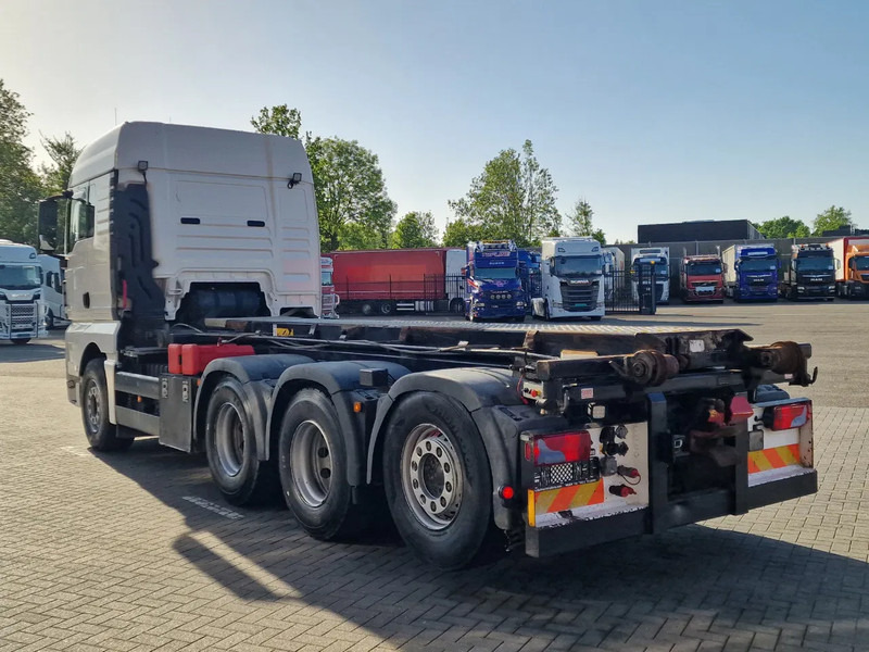 MAN TGX 32.560 8x4*4 - Cable system - Retarder - Euro 6 - Steering axle - - Cable system truck: picture 5 MAN TGX 32.560 8x4*4 - Cable system - Retarder - Euro 6 - Steering axle - - Cable system truck: picture 5