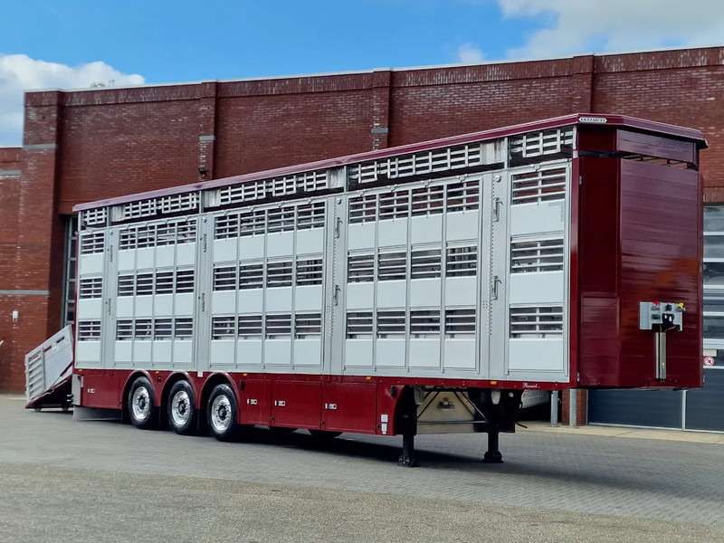 Pezzaioli New - 3 deck livestock 100M2 - Water & Ventilation - Lifting floors - Lifting roof - NEW 2025 - Livestock semi-trailer: picture 1 Pezzaioli New - 3 deck livestock 100M2 - Water & Ventilation - Lifting floors - Lifting roof - NEW 2025 - Livestock semi-trailer: picture 1