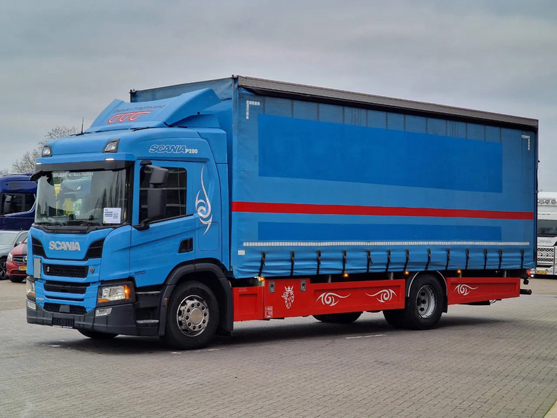 Scania P280 4x2 - Taultliner - Loadlift - Full air suspension - Navi - Fridge - Curtainsider truck: picture 3 Scania P280 4x2 - Taultliner - Loadlift - Full air suspension - Navi - Fridge - Curtainsider truck: picture 3