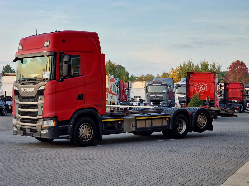 Scania S500 NGS Highline 6x2 - BDF - Full air - Navi - Retarder - Container transporter/ Swap body truck: picture 3 Scania S500 NGS Highline 6x2 - BDF - Full air - Navi - Retarder - Container transporter/ Swap body truck: picture 3