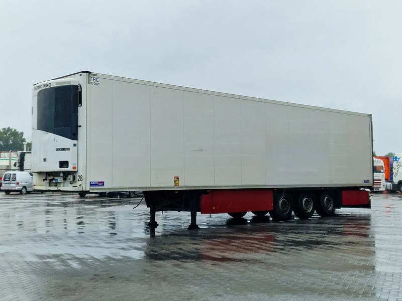 Schmitz Cargobull SCB*S3B - Thermoking SLXe 200 - Rohrbahnen / Meat rails - Lift axle - SAF Axle - Isothermal semi-trailer: picture 3 Schmitz Cargobull SCB*S3B - Thermoking SLXe 200 - Rohrbahnen / Meat rails - Lift axle - SAF Axle - Isothermal semi-trailer: picture 3
