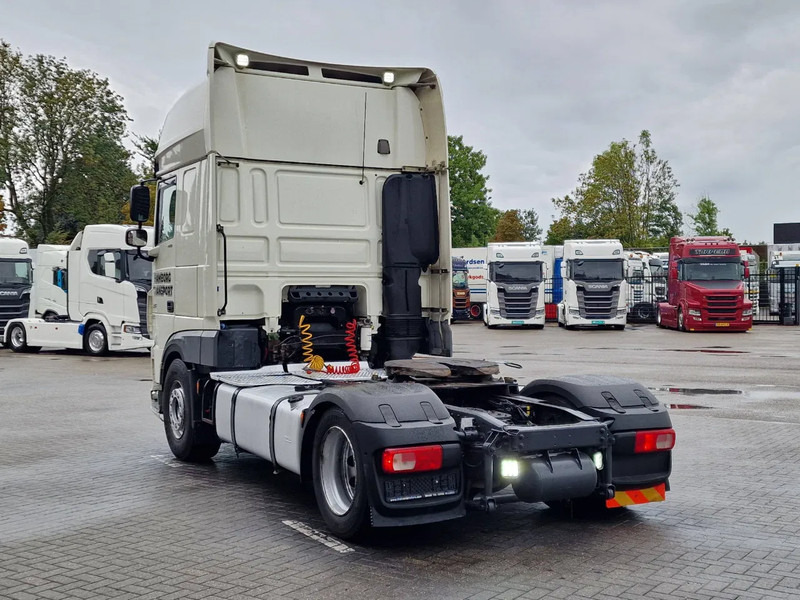 DAF XF 480 SuperSpaceCab - Custom interior - Night clima - TV - Fridge - 580Tkm - Tractor unit: picture 5 DAF XF 480 SuperSpaceCab - Custom interior - Night clima - TV - Fridge - 580Tkm - Tractor unit: picture 5