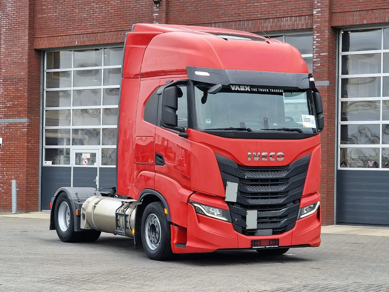 Iveco S-WAY 460 LNG - 4x2 - Retarder - 2x tank - Tractor unit: picture 1 Iveco S-WAY 460 LNG - 4x2 - Retarder - 2x tank - Tractor unit: picture 1
