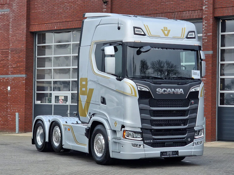 Scania 660S V8 NGS Highline 6x2/4 - New - Full spec - Retarder - Night clima - Led - Leather - Navi - Tractor unit: picture 1 Scania 660S V8 NGS Highline 6x2/4 - New - Full spec - Retarder - Night clima - Led - Leather - Navi - Tractor unit: picture 1