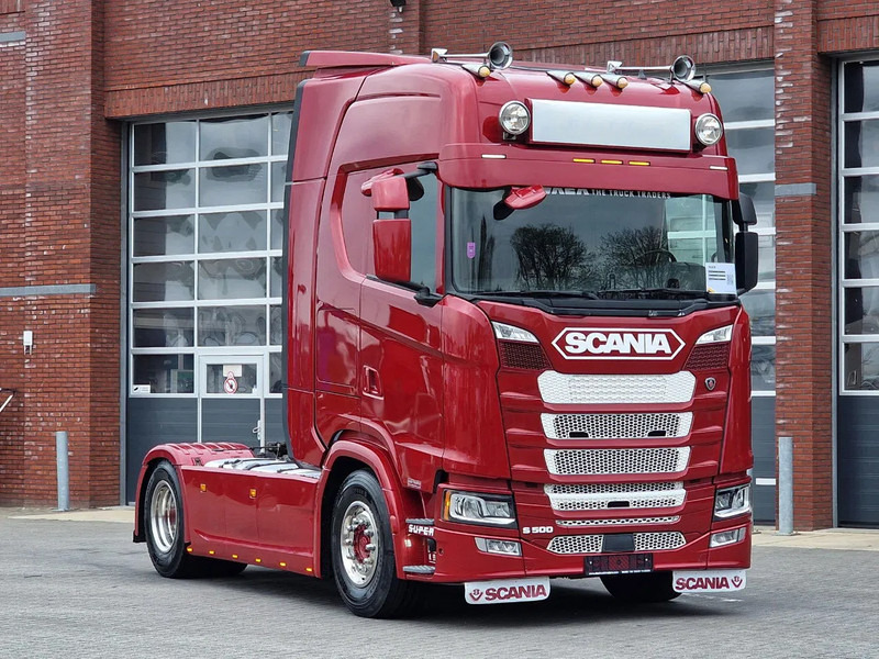 Scania S500 NGS Highline 4x2 - Retarder - Night clima - Full air - Custom interior - Full spoiler - 2 tank - Tractor unit: picture 1 Scania S500 NGS Highline 4x2 - Retarder - Night clima - Full air - Custom interior - Full spoiler - 2 tank - Tractor unit: picture 1
