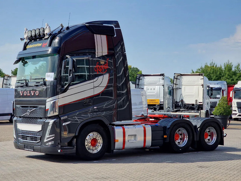 Volvo FH 13.540 Globetrotterl XL 6x4 - Royal - Retarder - Full air - 3.40 WB - Low KM - Tractor unit: picture 3 Volvo FH 13.540 Globetrotterl XL 6x4 - Royal - Retarder - Full air - 3.40 WB - Low KM - Tractor unit: picture 3