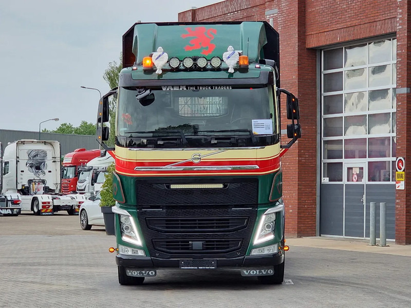 Volvo FH 13.540 6x4 - HIAB / Loglift F125Z 80 Crane - Krane - Grua year 2019 - Timber truck, Crane truck: picture 4 Volvo FH 13.540 6x4 - HIAB / Loglift F125Z 80 Crane - Krane - Grua year 2019 - Timber truck, Crane truck: picture 4