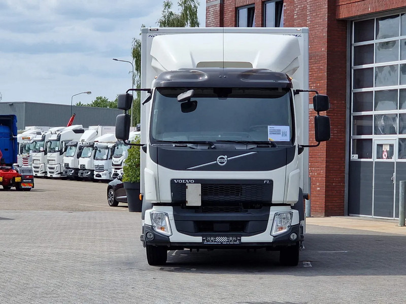 Volvo FL 250 Closed box - Loadlift - Automatic gearbox - Camera - Box truck: picture 2 Volvo FL 250 Closed box - Loadlift - Automatic gearbox - Camera - Box truck: picture 2