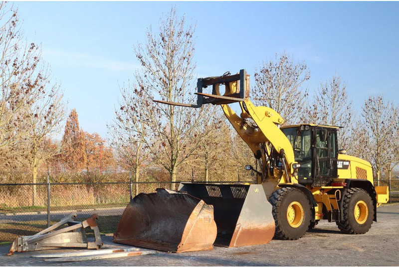 Caterpillar 938 M | 2X BUCKET | JIB | FORKS | BSS | GOOD CONDITION - Wheel loader: picture 2 Caterpillar 938 M | 2X BUCKET | JIB | FORKS | BSS | GOOD CONDITION - Wheel loader: picture 2
