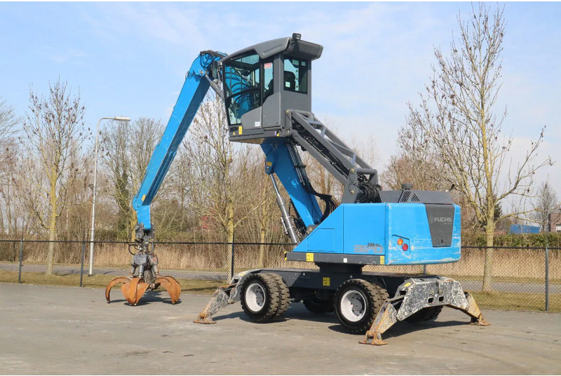 Fuchs MHL 320 | PEEL GRAB | UMSCHLAG | GOOD TIRES - Wheel excavator: picture 3 Fuchs MHL 320 | PEEL GRAB | UMSCHLAG | GOOD TIRES - Wheel excavator: picture 3