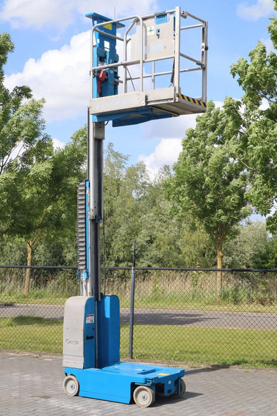 Genie GR-12 | 5.45 METER | 227 KG | MULTIPLE UNITS - Aerial platform: picture 2 Genie GR-12 | 5.45 METER | 227 KG | MULTIPLE UNITS - Aerial platform: picture 2