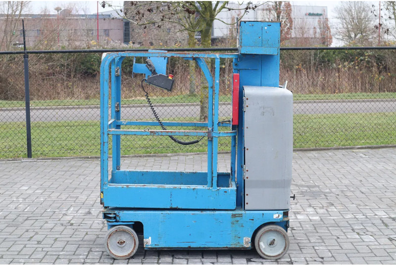 Genie GRC-12 | 5.6 METER | 227 KG - Aerial platform: picture 1 Genie GRC-12 | 5.6 METER | 227 KG - Aerial platform: picture 1