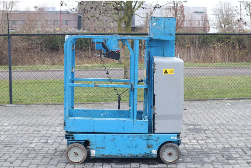 Genie GRC-12 | 5.6 METER | 227 KG - Aerial platform: picture 1 Genie GRC-12 | 5.6 METER | 227 KG - Aerial platform: picture 1