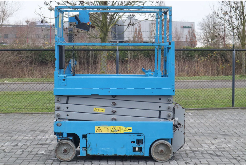 Genie GS-1932 | 7.8 METER | 227 KG - Scissor lift: picture 1 Genie GS-1932 | 7.8 METER | 227 KG - Scissor lift: picture 1
