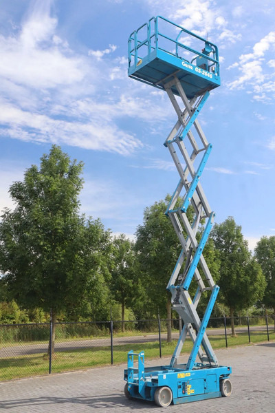 Genie GS-2646 | 10 METER | 454 KG - Scissor lift: picture 5 Genie GS-2646 | 10 METER | 454 KG - Scissor lift: picture 5