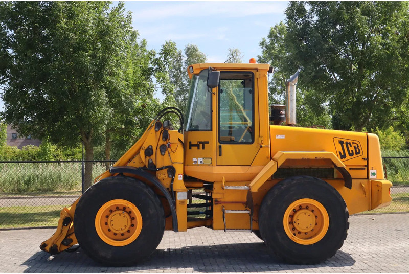JCB 426 B | 35 KM/H | ONLY 9800 HOURS | FIRST OWNER | DUTCH MACHINE - Wheel loader: picture 1 JCB 426 B | 35 KM/H | ONLY 9800 HOURS | FIRST OWNER | DUTCH MACHINE - Wheel loader: picture 1