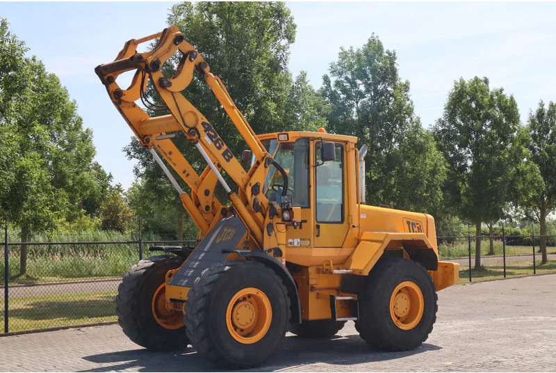 JCB 426 B | 35 KM/H | ONLY 9800 HOURS | FIRST OWNER | DUTCH MACHINE - Wheel loader: picture 4 JCB 426 B | 35 KM/H | ONLY 9800 HOURS | FIRST OWNER | DUTCH MACHINE - Wheel loader: picture 4