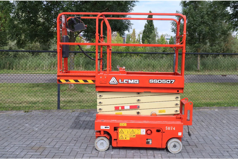LGMG SS0507 | 6.3 METER | 230 KG | GS-1330 | ES1330 - Scissor lift: picture 4 LGMG SS0507 | 6.3 METER | 230 KG | GS-1330 | ES1330 - Scissor lift: picture 4