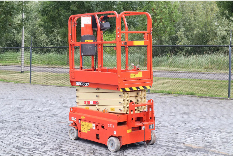 LGMG SS0507 | 6.3 METER | 230 KG | GS-1330 | ES1330 - Scissor lift: picture 2 LGMG SS0507 | 6.3 METER | 230 KG | GS-1330 | ES1330 - Scissor lift: picture 2