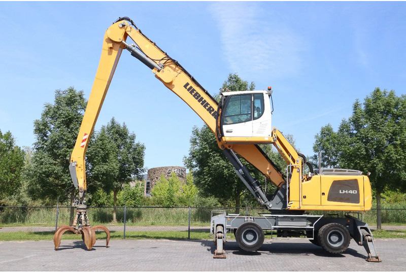 Liebherr LH 40 M LITRONIC | GRAB | QUICK COUPLER | 16 METER - Waste/ Industry handler: picture 1 Liebherr LH 40 M LITRONIC | GRAB | QUICK COUPLER | 16 METER - Waste/ Industry handler: picture 1