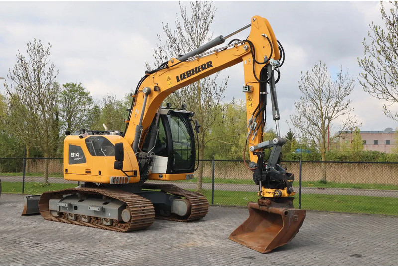 Liebherr R914 COMPACT S | ROTOTILT | 3X BUCKET | DOZERBLADE - Crawler excavator: picture 5 Liebherr R914 COMPACT S | ROTOTILT | 3X BUCKET | DOZERBLADE - Crawler excavator: picture 5