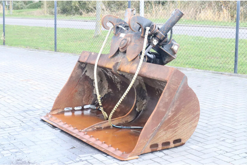 Onbekend CW30 | TILT BUCKET | TILT SCHAUFEL | KANTELBAK - Bucket for Construction machinery: picture 1 Onbekend CW30 | TILT BUCKET | TILT SCHAUFEL | KANTELBAK - Bucket for Construction machinery: picture 1