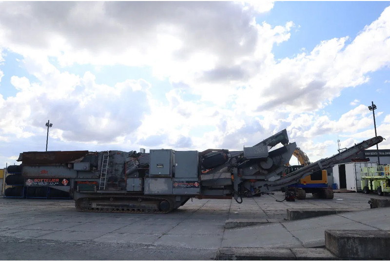 SBM REMAX 1218 E/D | REMOTE | CRUSHER | INCL. PARTS CONTAINER - Mobile crusher: picture 5 SBM REMAX 1218 E/D | REMOTE | CRUSHER | INCL. PARTS CONTAINER - Mobile crusher: picture 5