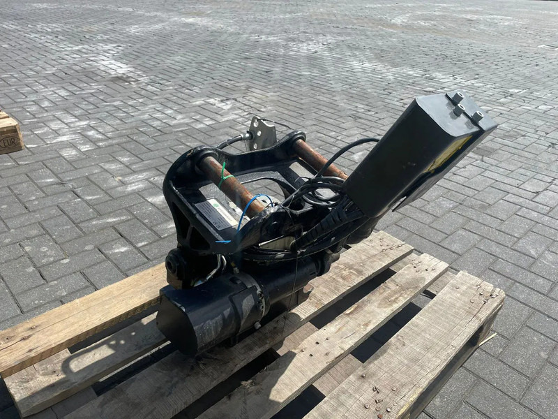 STEELWRIST STEELWRIST X06 S40 | TILT ROTATOR | VLS | FPL | RF | NEW / UNUSED - Tiltrotator for Construction machinery: picture 5 STEELWRIST STEELWRIST X06 S40 | TILT ROTATOR | VLS | FPL | RF | NEW / UNUSED - Tiltrotator for Construction machinery: picture 5