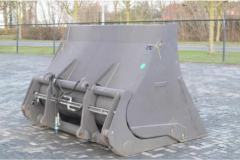 Volvo 3 M3 | HIGH TIP BUCKET | HOCHKIPPSCHAUFEL | HOOGKIEPBAK | NEW - Bucket for Construction machinery: picture 1 Volvo 3 M3 | HIGH TIP BUCKET | HOCHKIPPSCHAUFEL | HOOGKIEPBAK | NEW - Bucket for Construction machinery: picture 1
