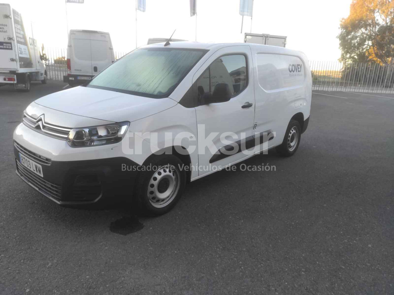 CITROEN BERLINGO XL - Closed box van: picture 5 CITROEN BERLINGO XL - Closed box van: picture 5