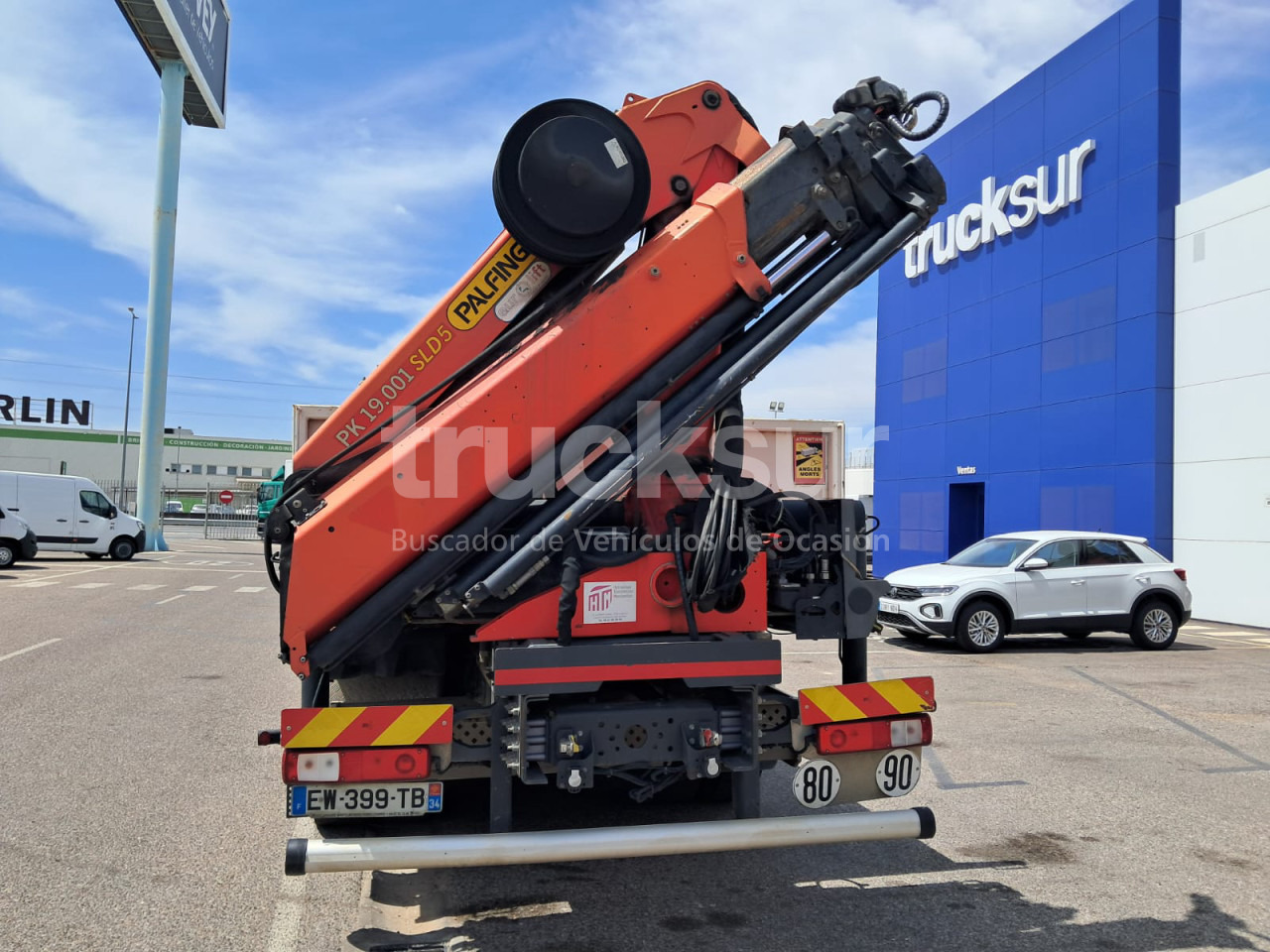 RENAULT C380.26 - Dropside/ Flatbed truck, Crane truck: picture 5 RENAULT C380.26 - Dropside/ Flatbed truck, Crane truck: picture 5