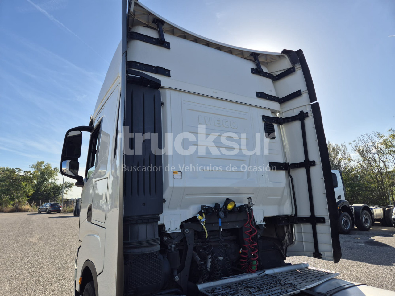 IVECO S-WAY AS440S51T/P - Tractor unit: picture 3 IVECO S-WAY AS440S51T/P - Tractor unit: picture 3