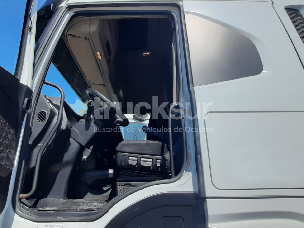 IVECO S-WAY AS440S51T/P - Tractor unit: picture 5 IVECO S-WAY AS440S51T/P - Tractor unit: picture 5