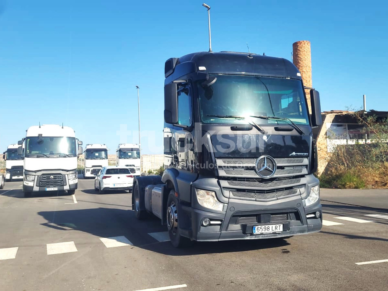 MERCEDES MERCEDES ACTROS 2143 - Tractor unit: picture 4 MERCEDES MERCEDES ACTROS 2143 - Tractor unit: picture 4